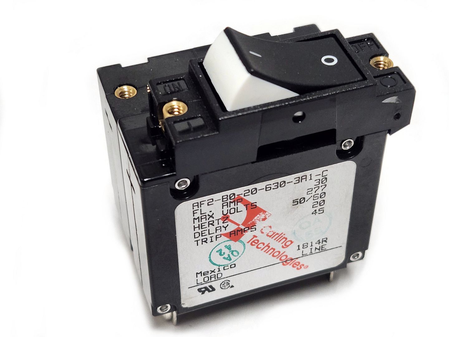 AF2-B0-20-630-3A1-C The Littelfuse Inc. AF2-B0-20-630-3A1-C is a magnetic hydraulic delay circuit breaker. It features a 30A current rating and a 277V AC voltage rating.