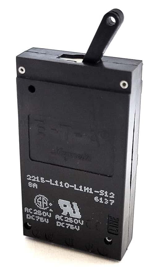 2215-L110-L1M1-S12-8A The E-T-A 2215-L110-L1M1-S12-8A is a single-pole thermal magnetic circuit breaker designed for PCB mounting. It features an 8A current rating and a 250VAC/75VDC voltage rating.