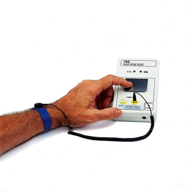746 CERTIFIED WRIST STRAP TESTER AC CERTIFIED