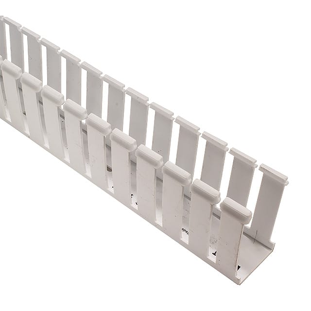 G1.5X3WH6 WIRE DUCT SLOTTED SCREW 6' WHITE