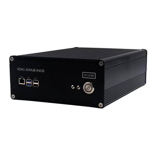 XDAC-40MUB-R4G8 SMU 40CH 18V 500mA CC CV
