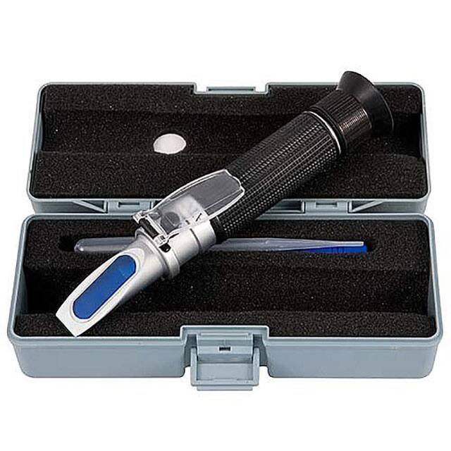 PCE-032 Handheld Refractometer