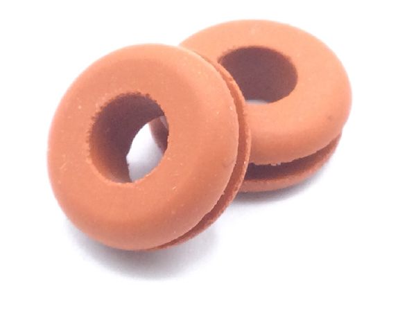 MS35489-4X The MS35489-4X is a black, split-construction grommet made from synthetic rubber, offering resistance to oil and coolant. It meets ASTM D2000 standards.