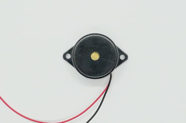 BRP2212L-12-C BUZZER PIEZO 12V 22MM FLANGE