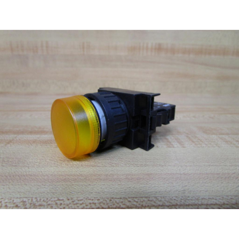 SK616-003-A-CBK This ABB SK616-003-A Lamp Block features a 230V rating and a 2W maximum power consumption. It includes an amber operator and is RoHS3 compliant.