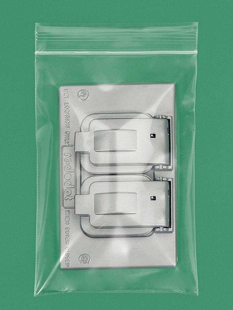 S-1302 These Uline S-1302 reclosable poly bags measure 4 x 6 inches and have a 4 mil thickness. They are constructed from LDPE and meet FDA and USDA requirements.