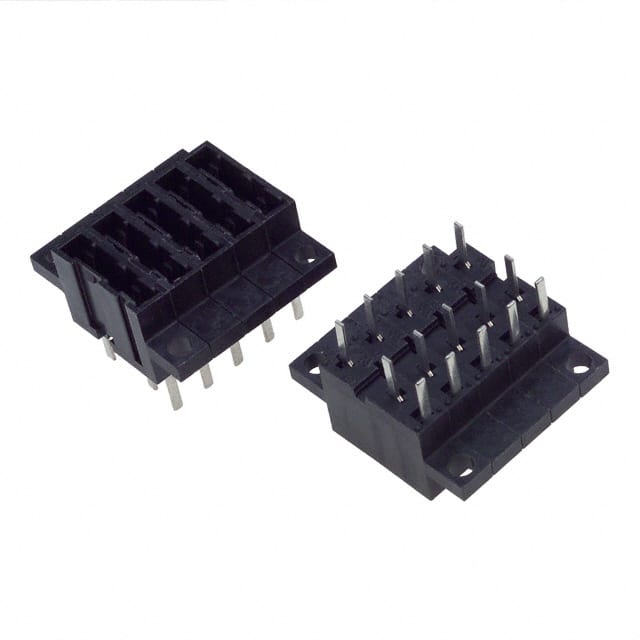 04820005ZXP FUSE HLDR BLADE 125V 15A PNL MNT
