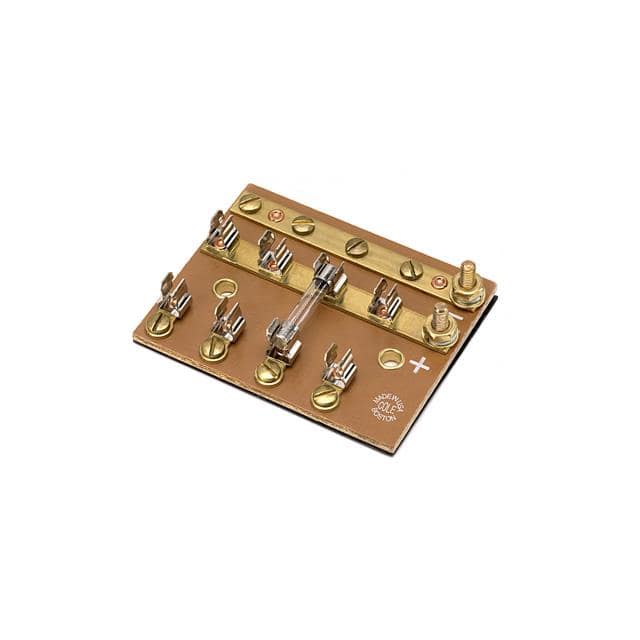 M-674 FUSE BLOCK 4P