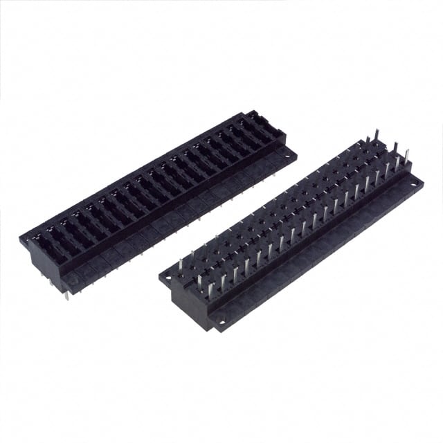04820019ZXP FUSE HLDR BLADE 125V 15A PNL MNT