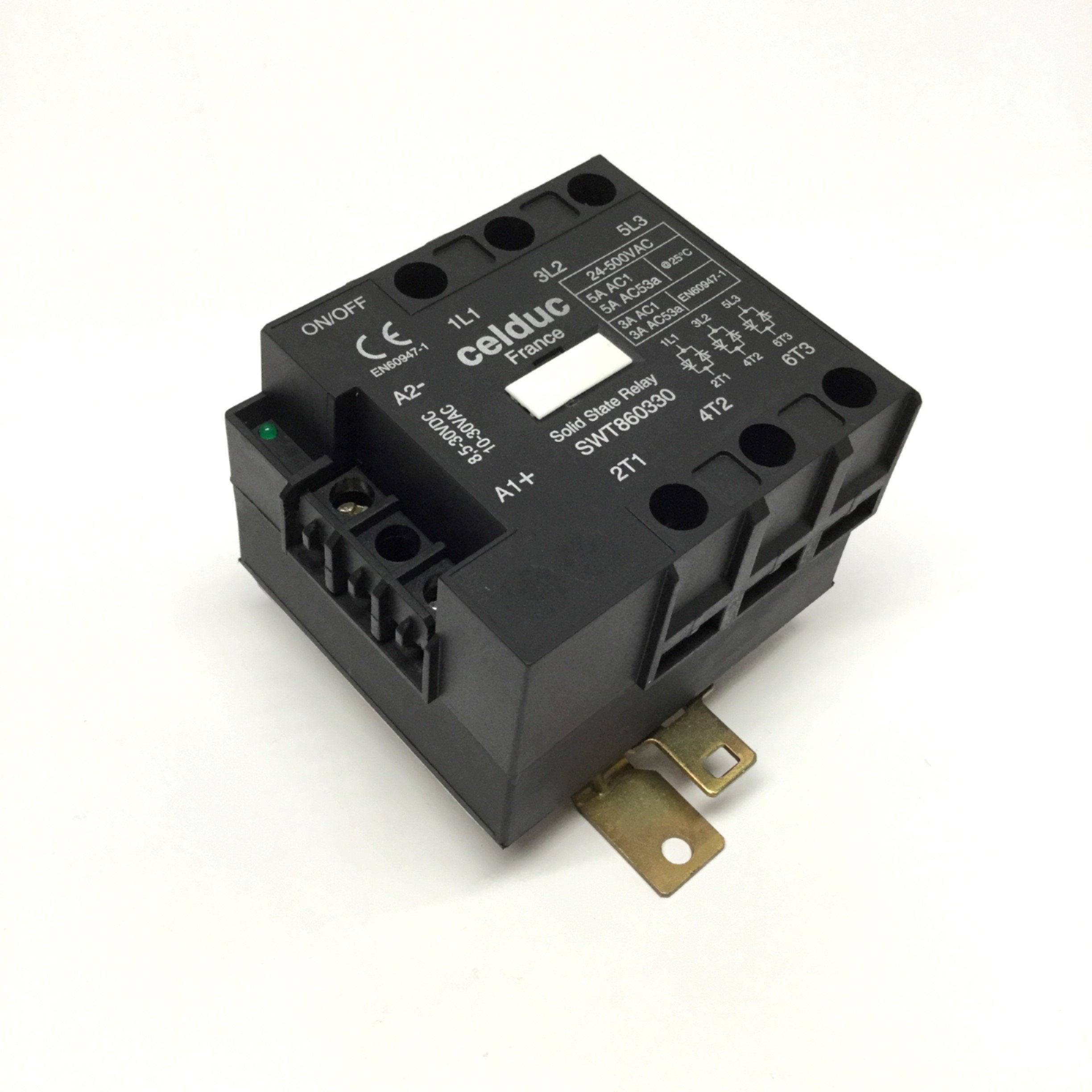 SWT860330 The Celduc Inc. SWT860330 is a 3-phase solid state relay designed for industrial applications. It operates with a load voltage range of 24-500VAC and a control voltage of 10-30VAC/DC.
