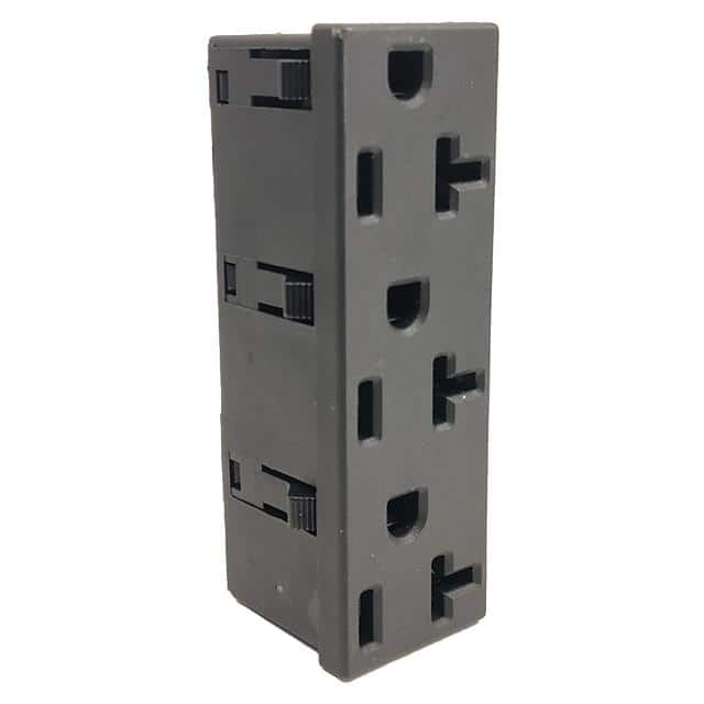 PD-520R2-3121 3 GANG NEMA, 15/20A, SNAP-IN