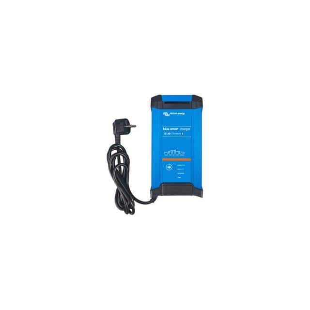 BPC123048102 BLUE SMART IP22 CHARGER 12/30(3)