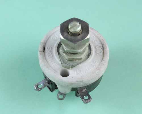 RHL125 The Ohmite RHL125 is a 25W wirewound rheostat potentiometer with 125 Ohm resistance and a linear taper. It features solder lug terminals for easy connection.