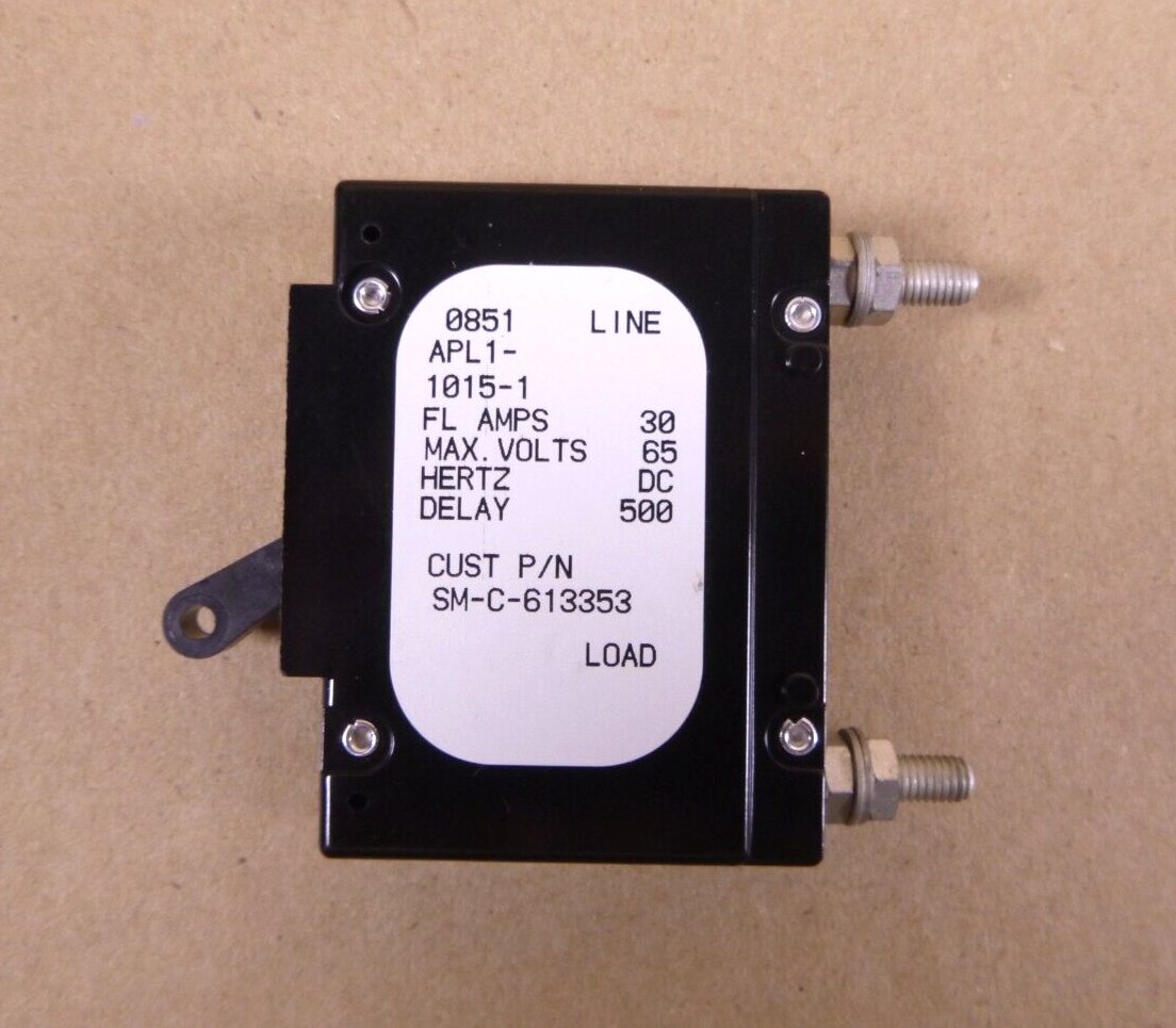 APL1-1015-1 The Sensata APL1-1015-1 is a single-pole hydraulic magnetic circuit breaker featuring lever actuation and panel mounting. This is a legacy product.