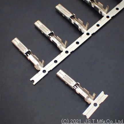 SF3F-71GF-P2.0 The JST SF3F-71GF-P2.0 is a crimp-style connector from the J300 series. It features a maximum current rating of 15A and supports wire gauges AWG 14 and 16.