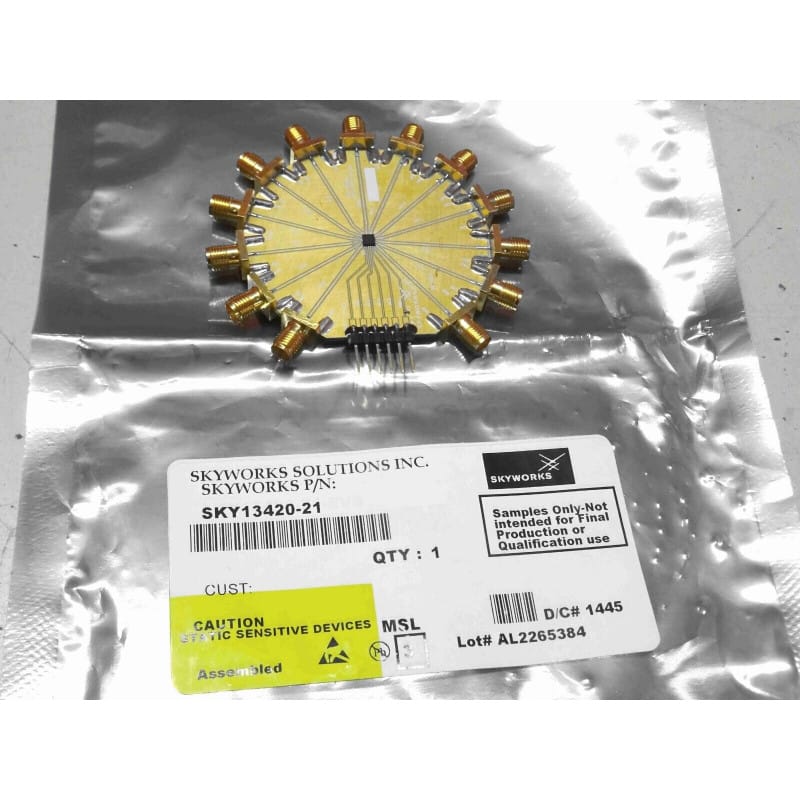 SKY13420-21 The Skyworks Solutions SKY13420-21 is an RF & MW Amplifier Evaluation Kit. It features an IC ANTENNA SWITCH MCM.