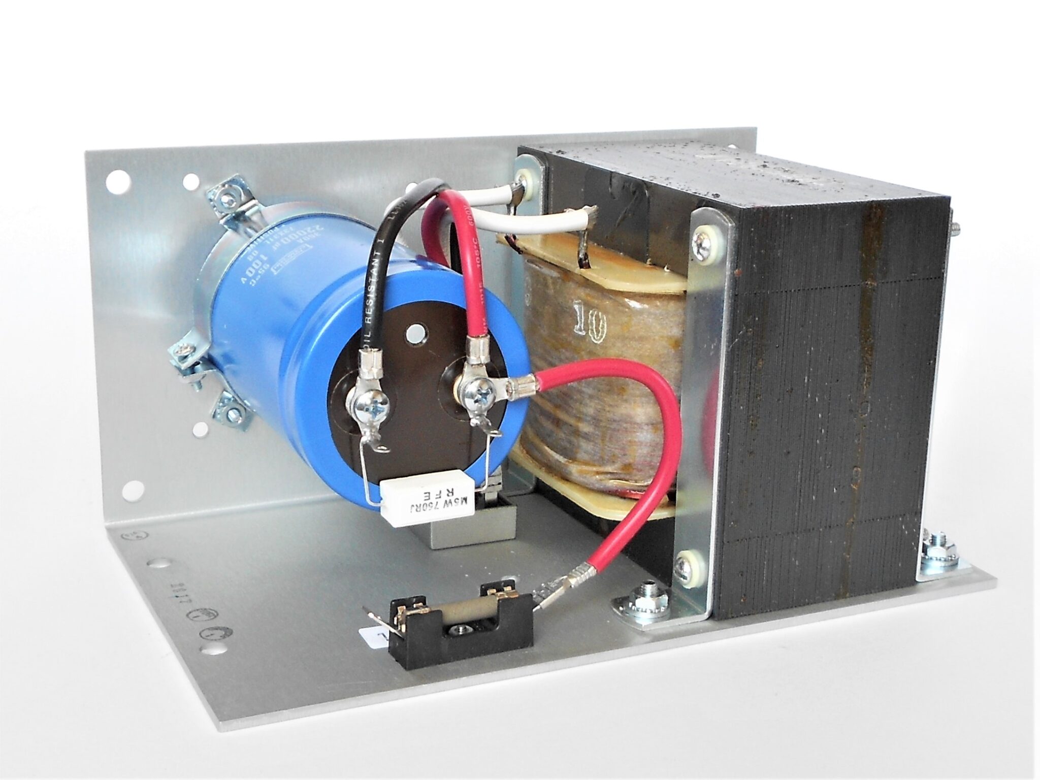 IP500U48 The International Power DC Power Supplies IP500U48 is an unregulated linear AC-DC converter with a 48.8VDC output at 10A. It accepts 120/240VAC input and features a chassis mount design.