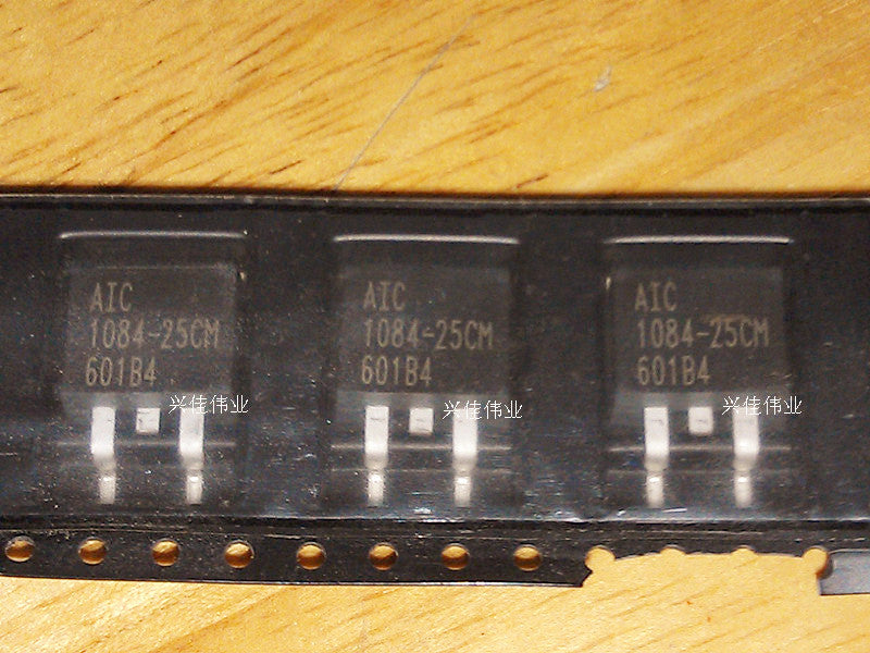 AIC1084-25CM The AAIC AIC1084-25CM is a linear voltage regulator in a TO263 package. It features RoHS3 compliance and an MSL of 1.