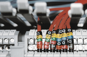 HG2-5 The HellermannTyton HG2-5 is a yellow cable marker designed for identifying wires and cables. It accommodates a bundle diameter range of 2.2mm to 5.0mm.