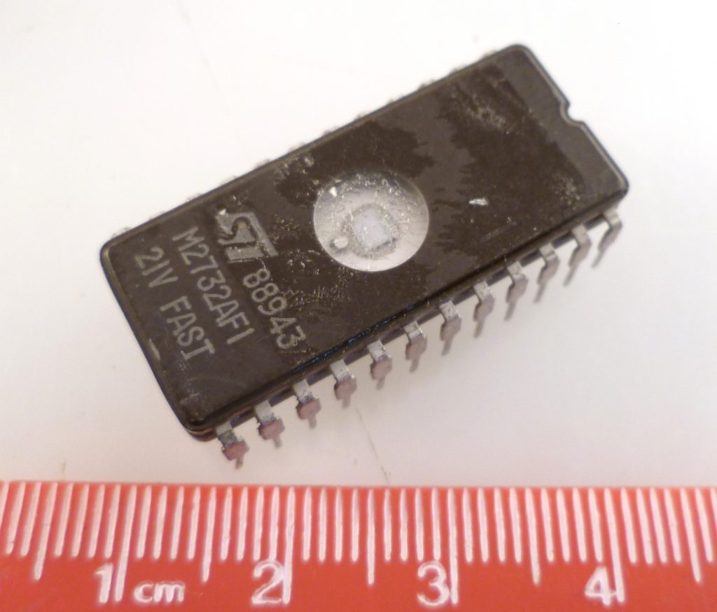 M2732AFI The ST M2732AFI is a 32,768-bit UV erasable EPROM with a fast 200ns access time. It operates from a single 5V supply and is housed in a CDIP24 package.