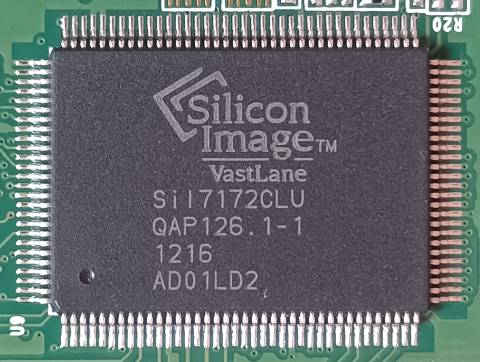 SII7172CLU The Silicon Labs SII7172CLU is a voltage regulator controller. It features RoHS3 compliance and MSL 1 rating.