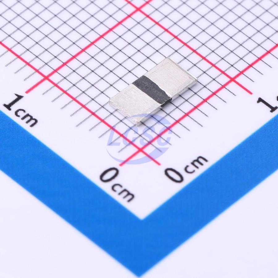 WSLP2512L5000FEA The Vishay Dale WSLP2512L5000FEA is a high-power, low-value surface mount resistor. It offers a 3W power rating and a resistance of 0.5 mΩ with ±1% tolerance.