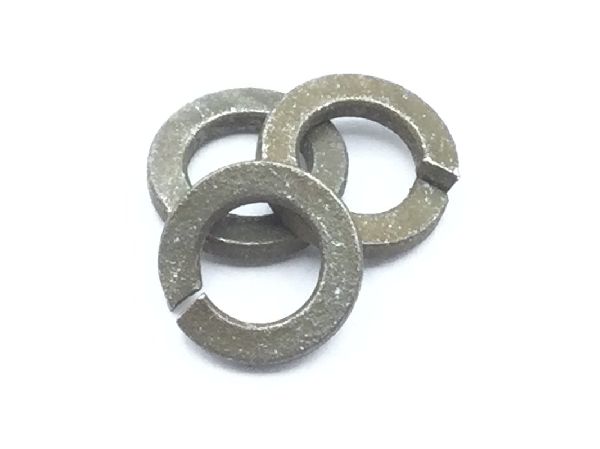 MS35338-41 The MS35338-41 is a lock washer made of steel with cadmium plating. It features a split helical-right hand style.