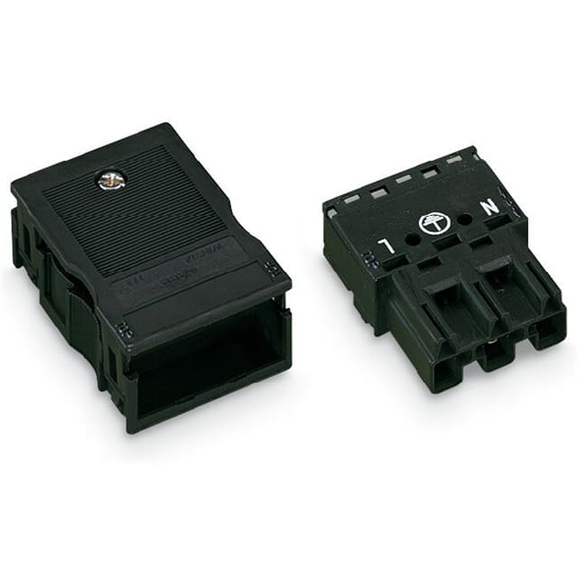 770-113 PLUG WITH STRAIN RELIEF HOUSING;
