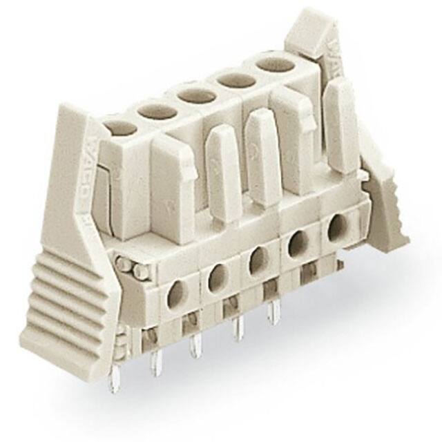 722-136/039-000 THT FEMALE HEADER; 0.6 X 1.0 MM