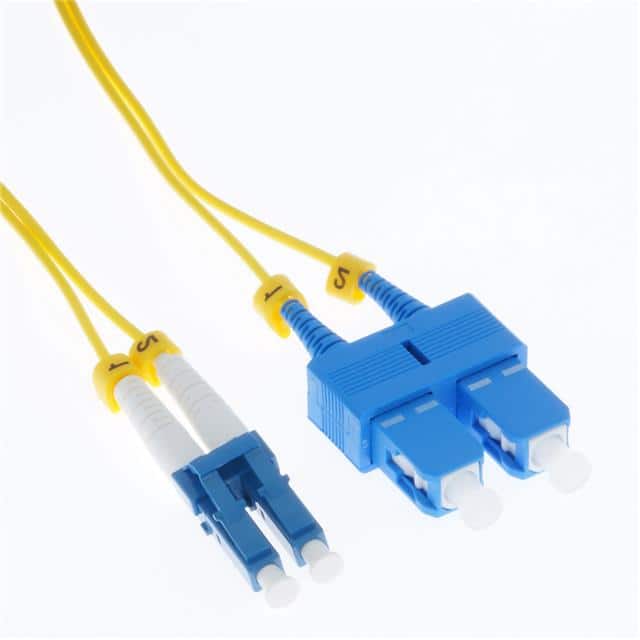 CM-105299BSTK 1m LC/UPC-SC/UPC Singlemode Dupl