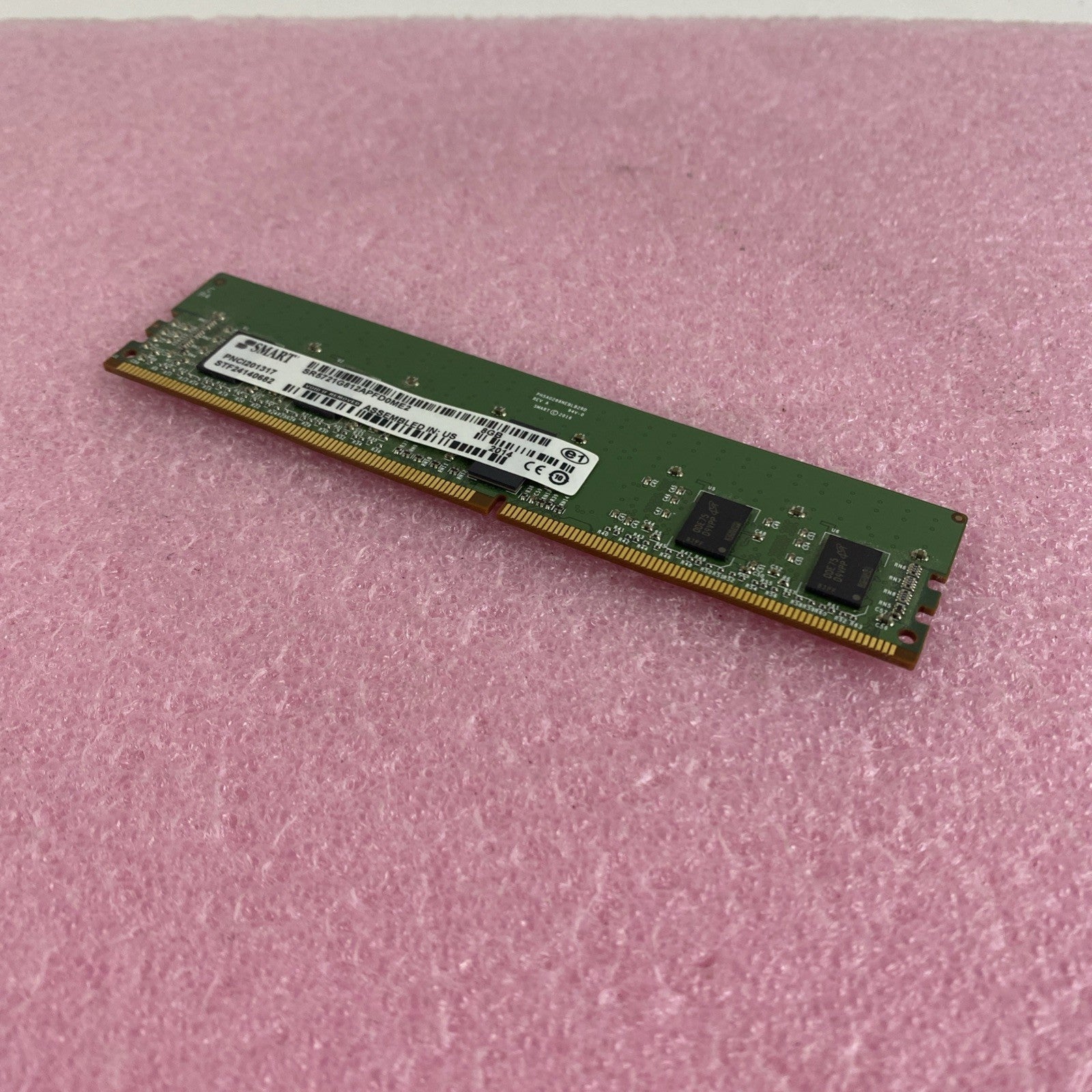 SR5721G812APFD0ME2 This SMART SR5721G812APFD0ME2 is an 8GB memory module RAM. It is RoHS3 Compliant and has an MSL of 1 Unlimited.