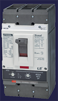 UTS400N-FTU-300A-3P-LL-UL The American Electrical Inc. UTS400N-FTU-300A-3P-LL-UL is a 3-pole molded case circuit breaker rated for 300A and 600V. It features a thermal magnetic trip type and panel mount.