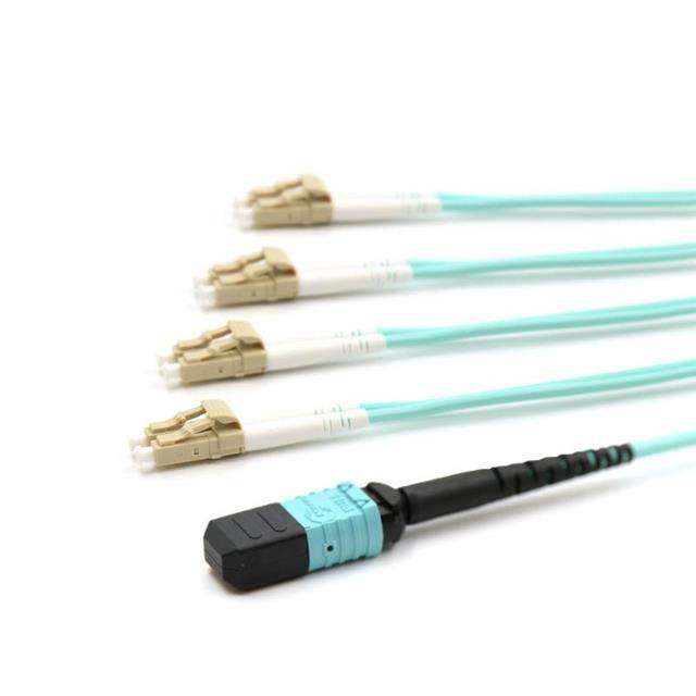 MPO-QSFP-OM3-8LC-5M 5M-MTP-FEMALE-TO-8-LC-UPC-8-FIBE