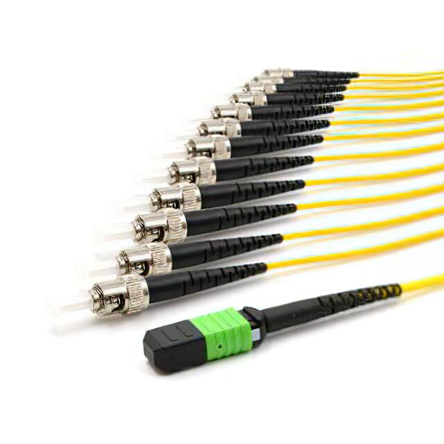 MTF-HS9E2YP003M2C 3M-MTP-FEMALE-TO-12-ST-UPC-12-FI