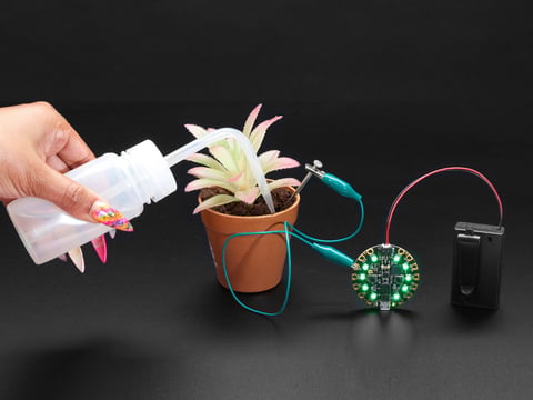 4060 The Adafruit Industries LLC 4060 is an educational kit designed for testing soil moisture. It utilizes the Circuit Playground Express and is compatible with Microsoft MakeCode.