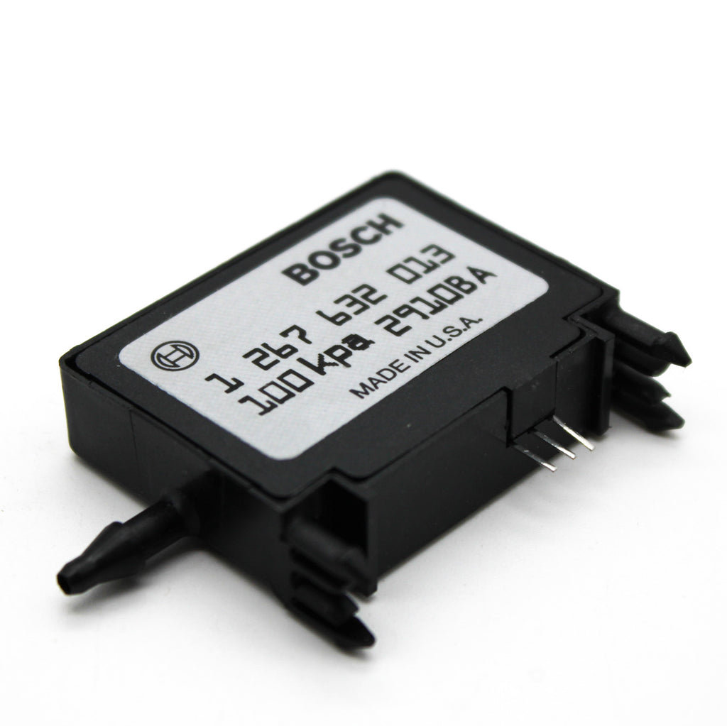 1267632013 This is a Bosch 100 kPa pressure sensor with part number 1267632013. It operates at 5V and has a pressure range of 20/100 kPA.