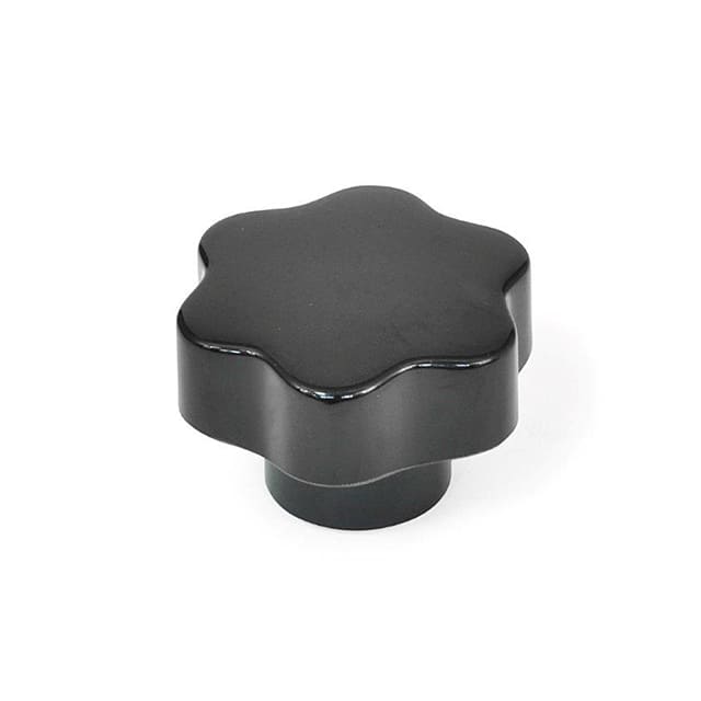 6113015 PLASTIC 6-LOBED KNOB, BRASS