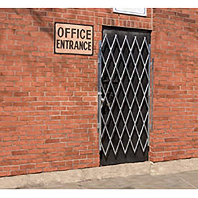 D31 FOLDING DOOR GATE, 48" W X 31" H