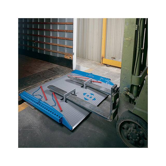 985236 BLUFF RED PIN DOCKBOARD, 72X60"