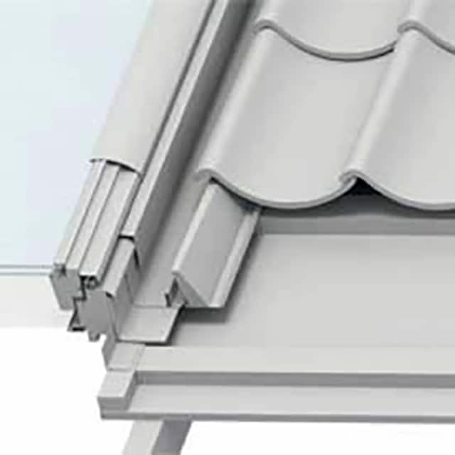 B867001 HIGH PROFILE FLASHING SKYLIGHT,