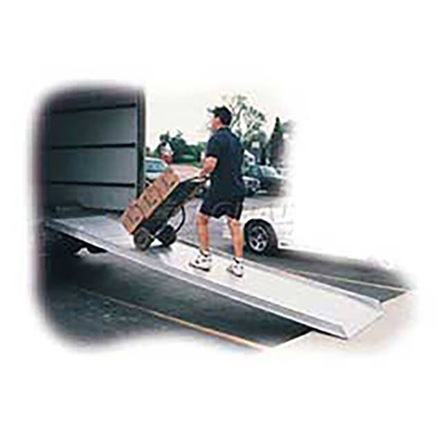 AWR-28-6A APRON STYLE WALK RAMP, 28"W X 6'