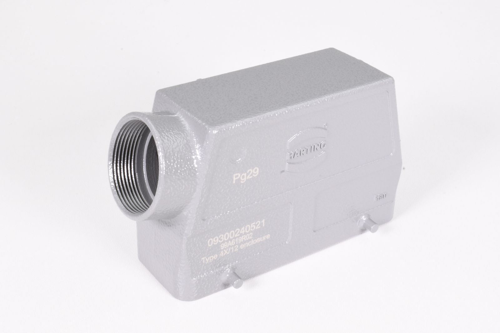 9300240521 The Harting 9300240521 is a Hood/Housing component designed for terminal block adapter applications. It features a Size 24 B designation and offers robust environmental protection.