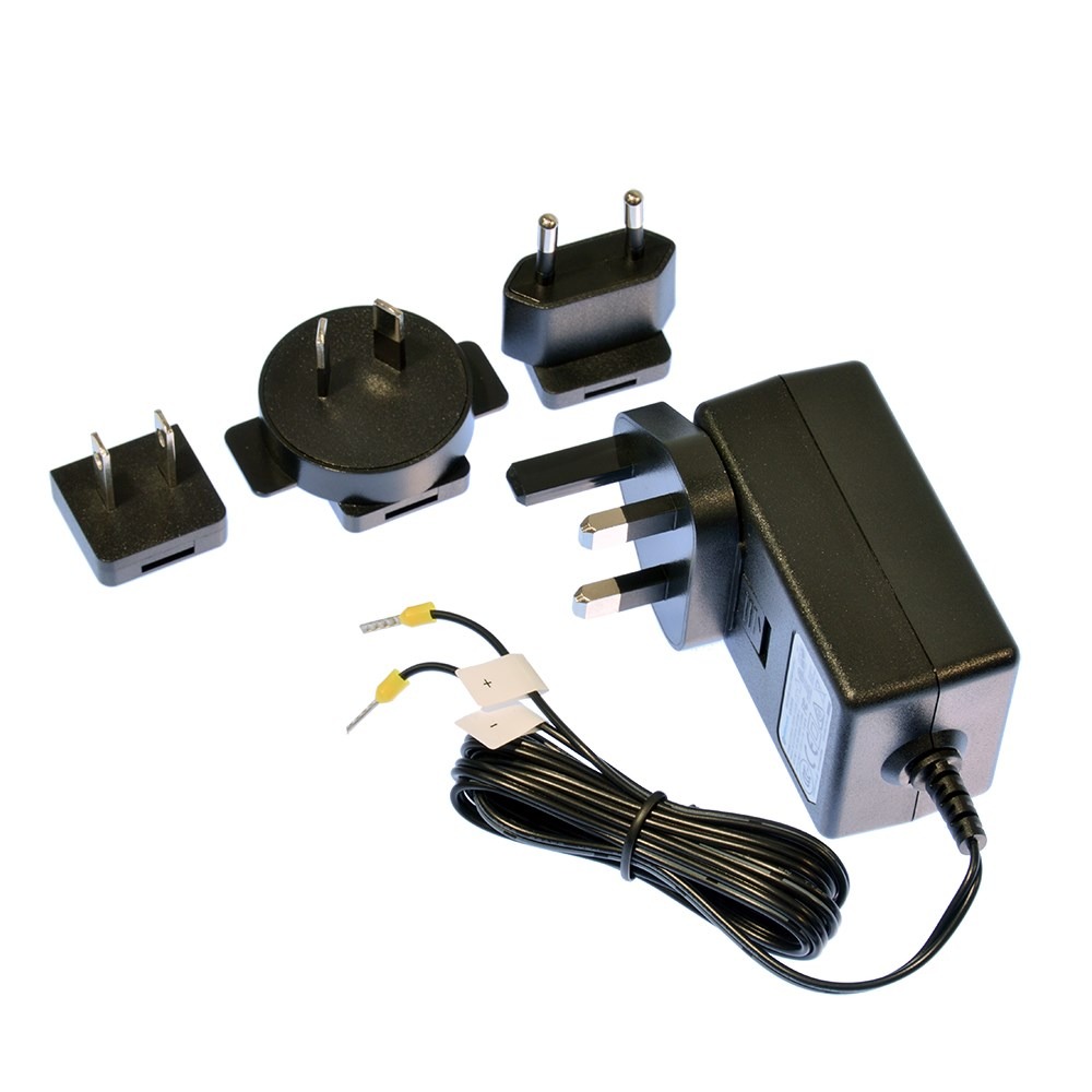 PW-400 The Brainboxes PW-400 is a 12V DC, 1.5A power adapter designed for use with the BB-400 Smart Controller. It accepts a wide input voltage range of 100-240VAC.