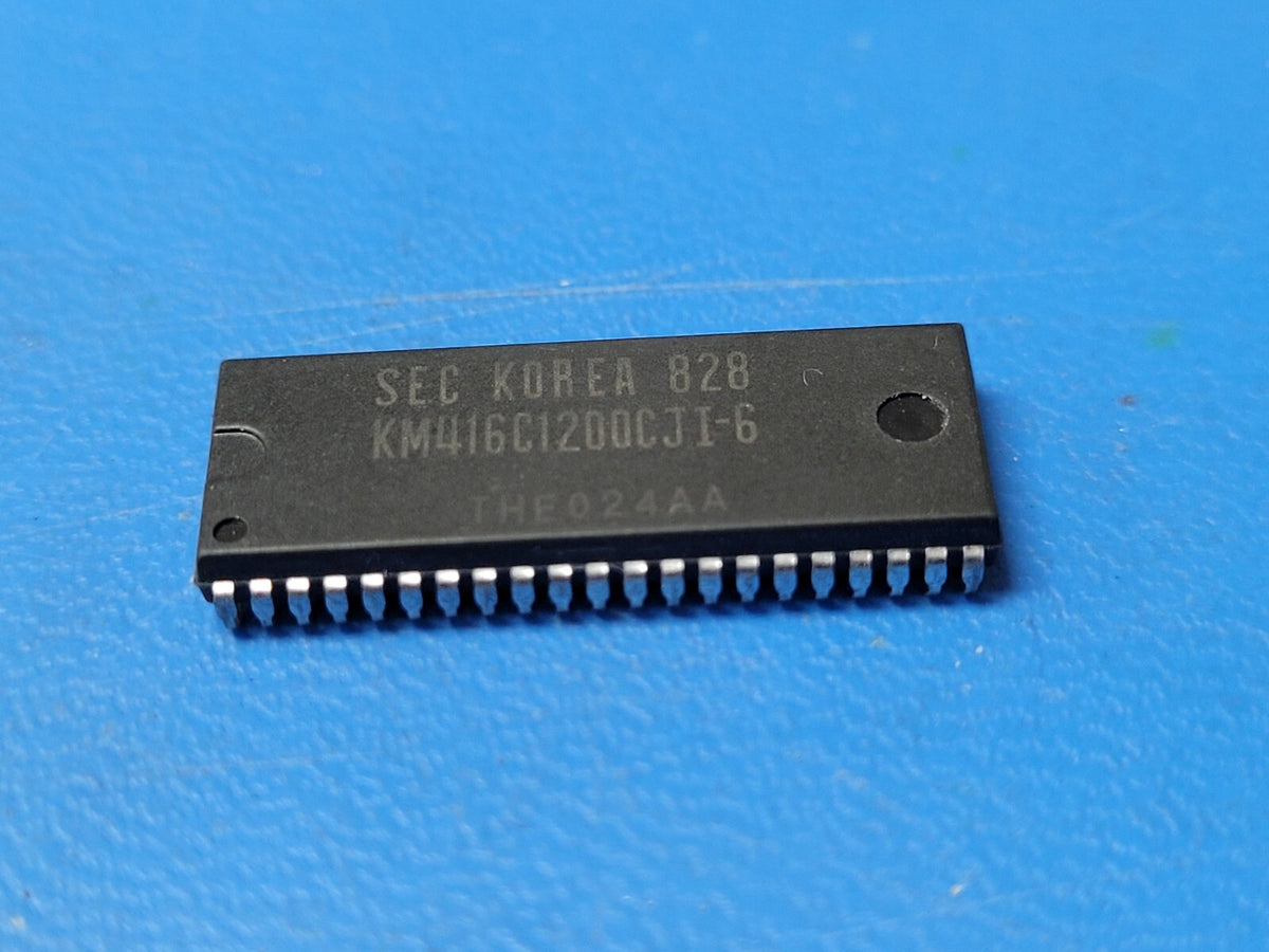 KM416C1200CJ-6 The Samsung Electronics KM416C1200CJ-6 is a Fast Page DRAM with a 60ns access time and CMOS technology. It is supplied in a SOJ42 package.