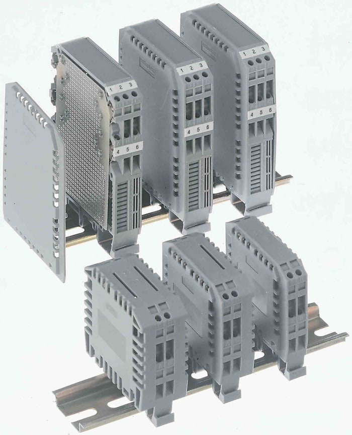 1SNA116520R1100 The Entrelec PF 12G - 1SNA116520R1100 is a grey polyamide end cover designed for use with DIN rail terminal blocks. It belongs to the 11 000 Series.