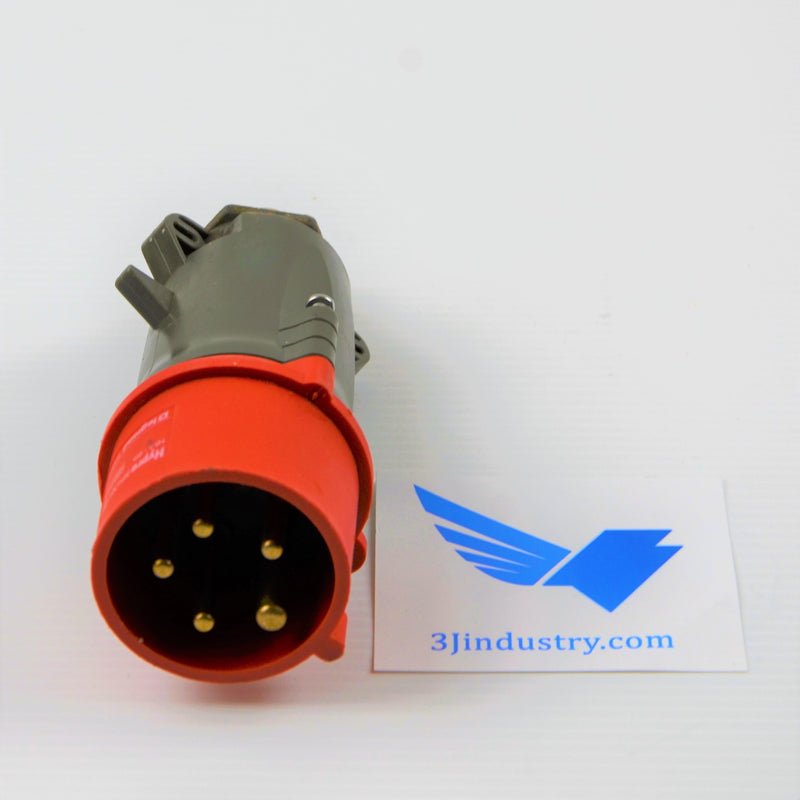 522-44 The Legrand 522-44 is an industrial connector from the Hypra series. It features a 16A current rating and a voltage rating of up to 415V.