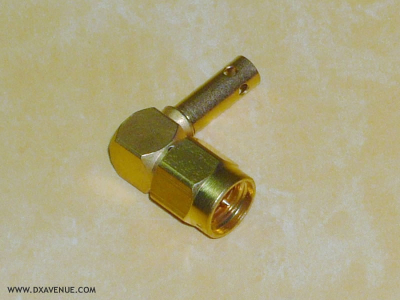 R125-172 The Radiall R125-172 is a gold-plated SMA right-angle plug connector designed for small coaxial cables up to 2.6mm. It offers a 50 Ohm impedance and operates up to 12.4 GHz.
