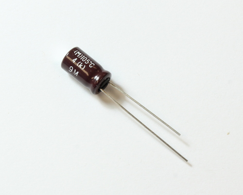 KME100VB10RM6X11LL This United Chemi-Con KME100VB10RM6X11LL is a radial aluminum electrolytic capacitor with a capacitance of 10uF and a voltage rating of 100VDC. It features a high operating temperature of 105C.