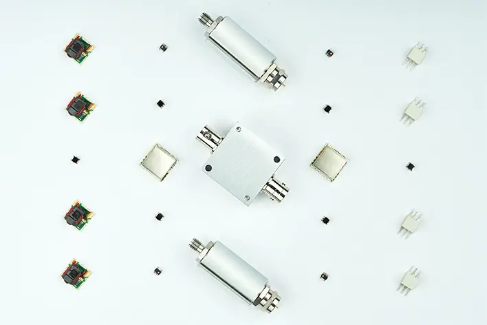 TC4-19+ The Mini-Circuits TC4-19+ is a surface mount RF transformer with a wide frequency range of 10 MHz to 1.9 GHz. It features a 1:4 impedance ratio.