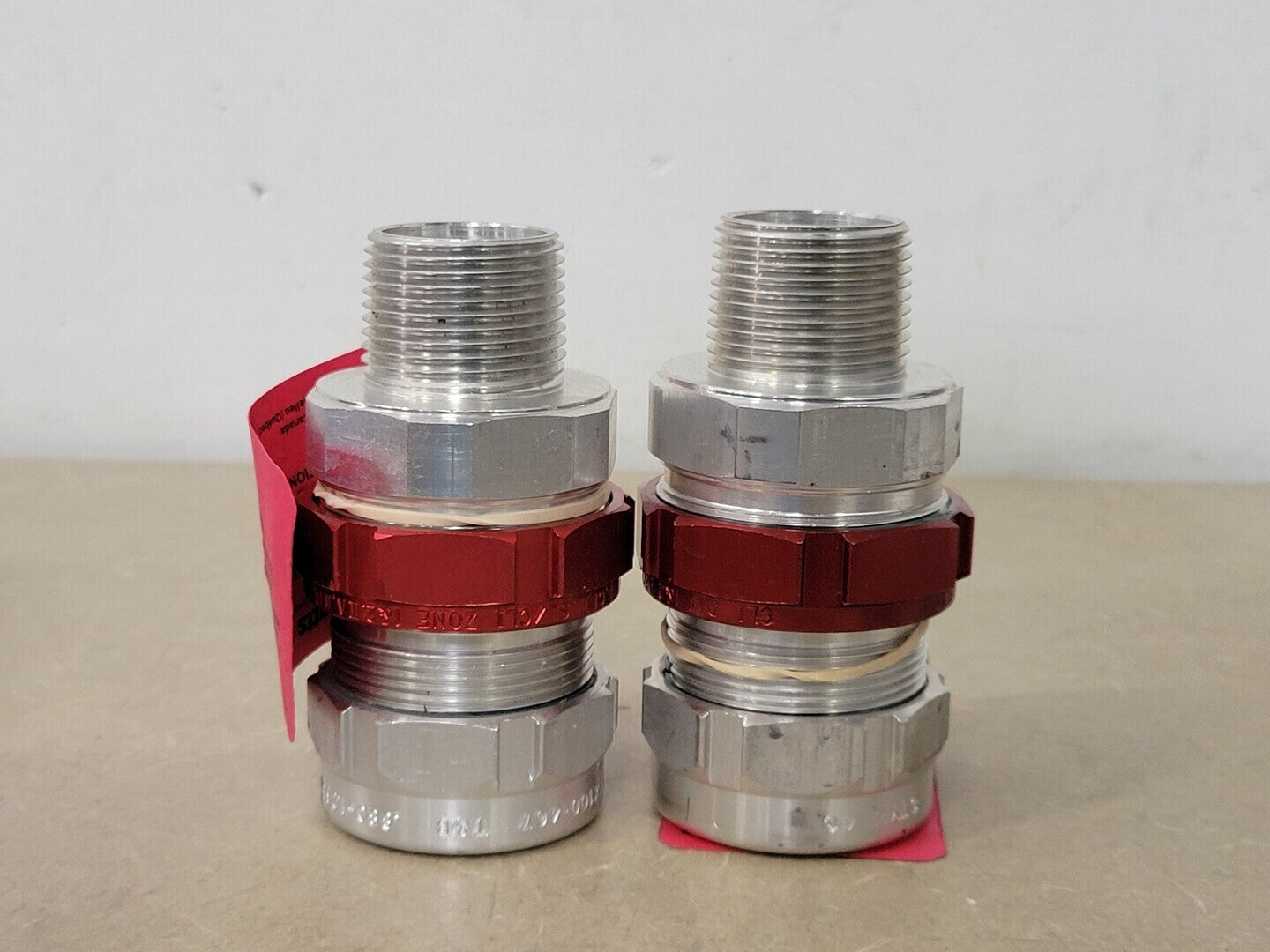 STX100-467 The Thomas & Betts STX100-467 is a cable fitting designed for industrial electrical applications. It features RoHS3 compliance and an MSL 1 rating.